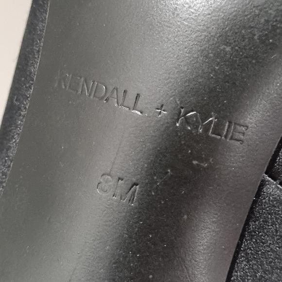 Kendall + Kylie "Abi" Classic Black Satin Pointed Toe Heels,  Like New, Size 8 - Picture 10 of 11